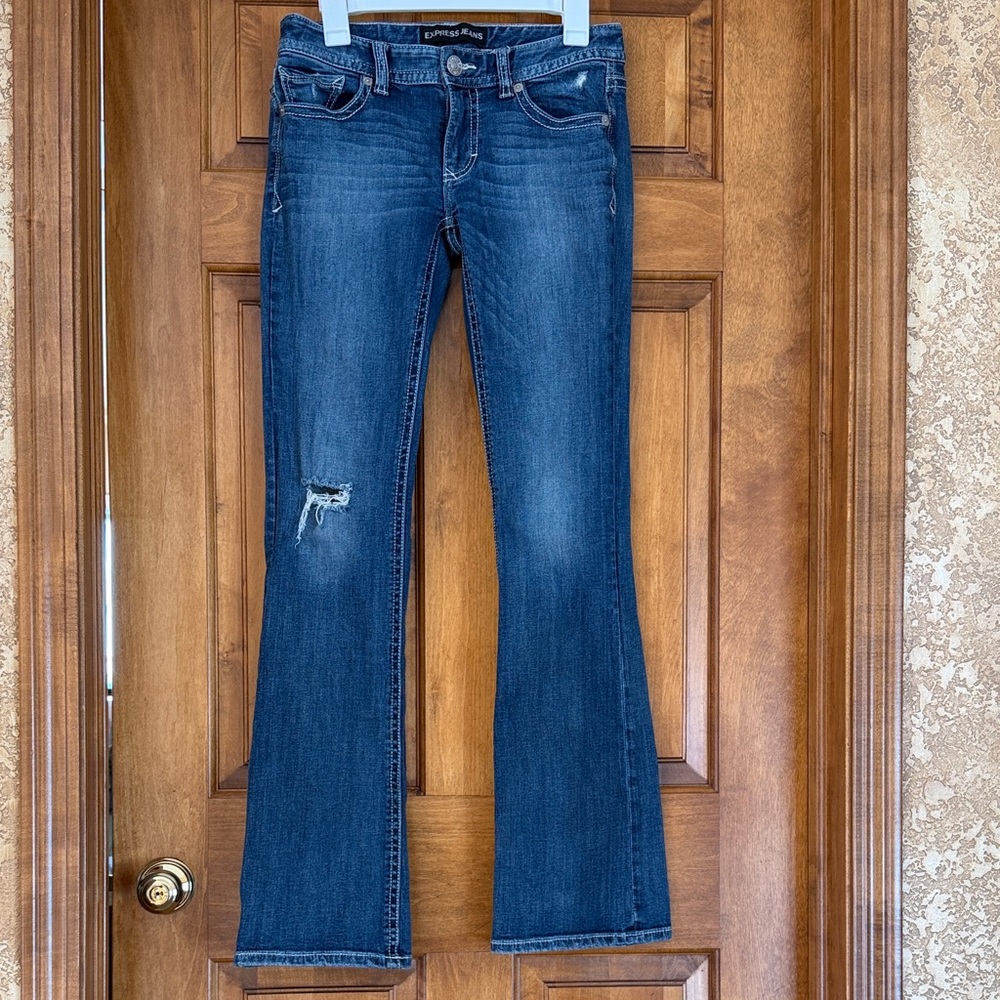 Express Women's Dark Blue Boot Cut Low Rise Jeans 6L